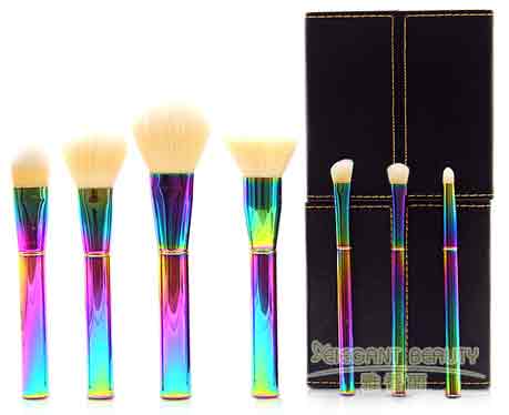 午夜福利视频免费在线观看工具的蜜粉刷清洗怎麽清洗？